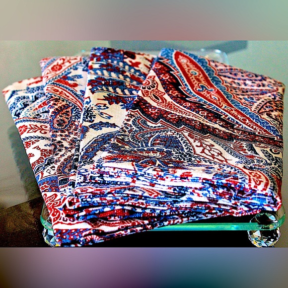 RALPH LAUREN LAVEEN PAISLEY/RED SET OF 4 NAPKINS NWT COTTON 20 BY 20 - Picture 2 of 6
